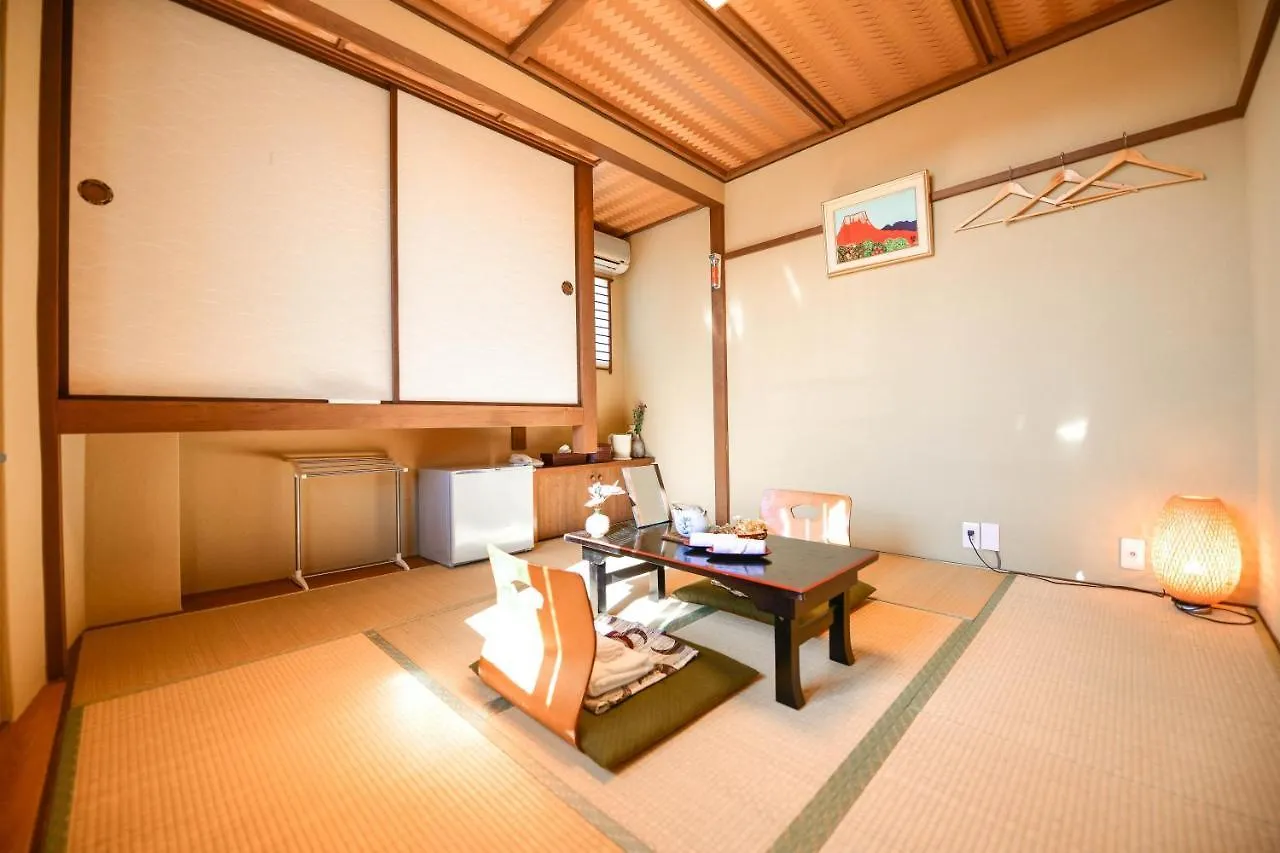 京之宿三源二年坂日式旅馆 京都 3*,